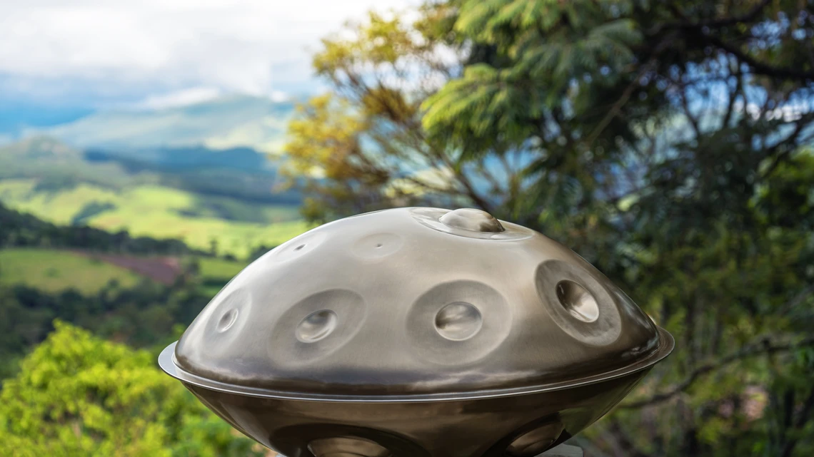 Mudra Handpan in der Natur